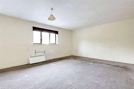 Turkey Street, Enfield, EN1 - Photo 2