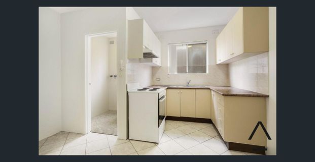 Bright & Convenient Marrickville - Photo 1