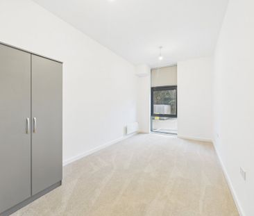 Lakeside East, The Causeway, Staines-Upon-Thames,TW18 - Photo 6