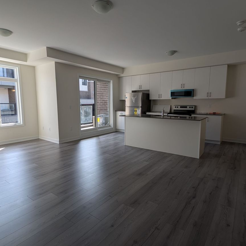 For Lease - 1695 Dersan Street Unit# 910, Pickering, Ontario - Photo 1