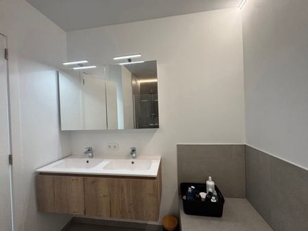 Appartement te huur - Foto 4