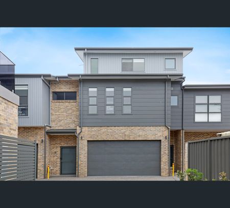 11/71-83 Smith Street, Wollongong, NSW 2500 - Photo 3