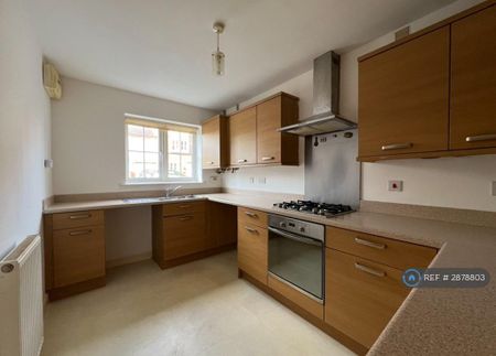 3 bedroom terraced house to rent - Photo 3