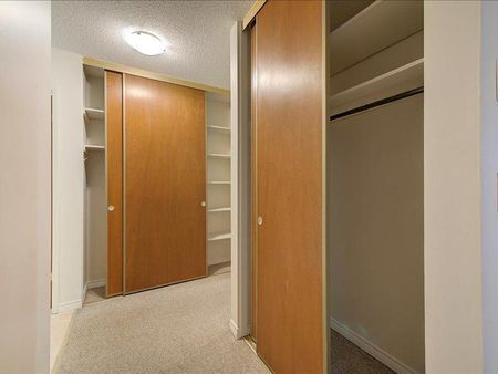 Lombardy Park Apartments - Photo 5