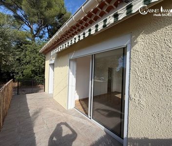 Location Maison 3 pièces 51m² CEYRESTE 13600 - Photo 2