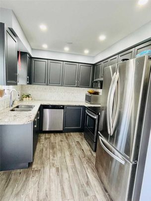 For Lease - 1033 Gordon Heights, Milton, Ontario - Photo 1