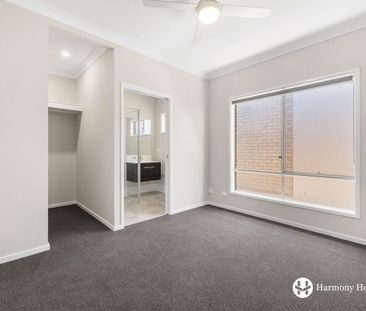 Brand new family home is available now for rent - Photo 4