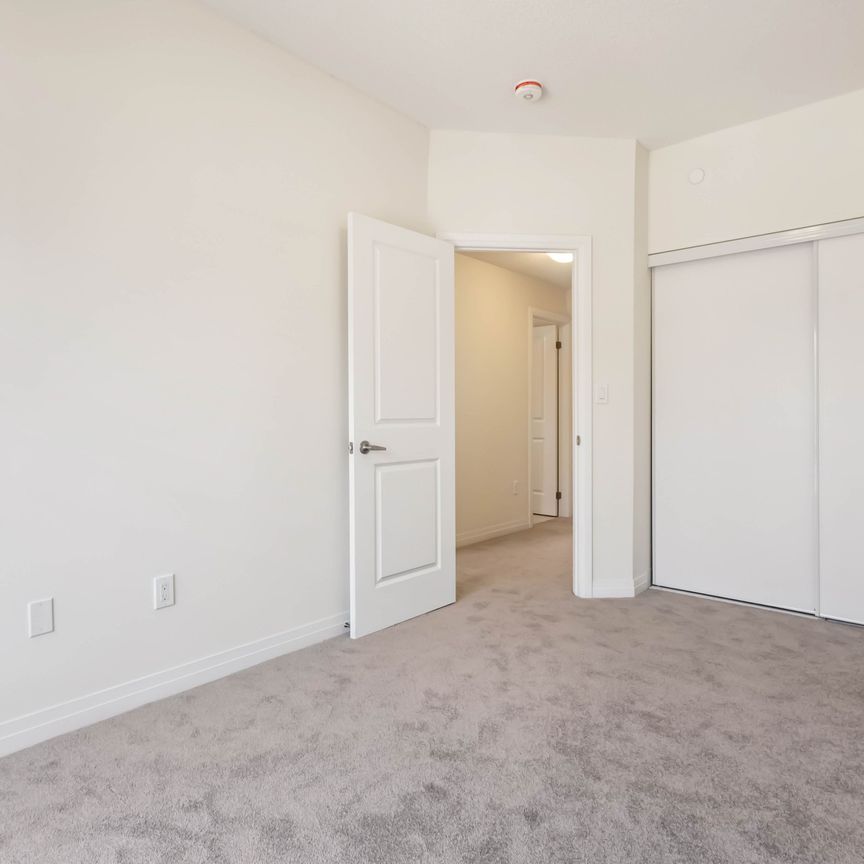 For Lease - 10 Liben Way Unit# 2, Toronto, Ontario - Photo 1