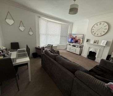 2 bedroom maisonette to rent - Photo 5