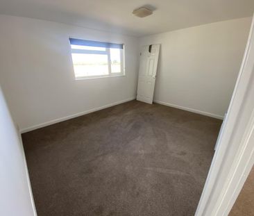 3 bedroom bungalow to rent - Photo 6