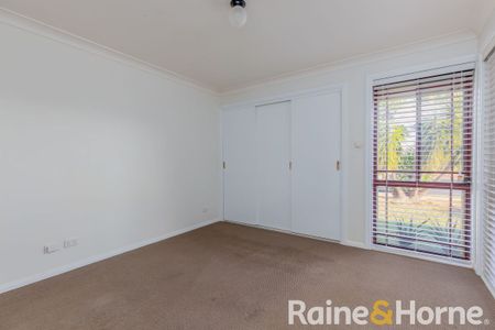 Sought After South Dubbo - Photo 5