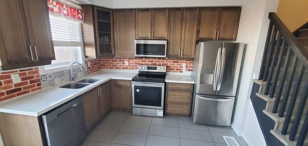 For Lease - 1169 Garner Road Unit# 87, Hamilton, Ontario - Photo 1