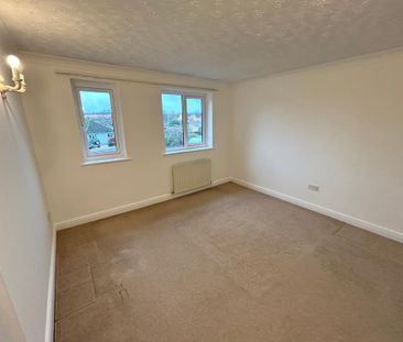 4 bedroom detached house to rent - Photo 5