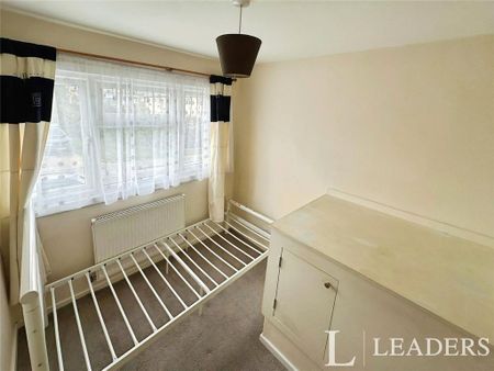 3 bedroom house to rent - Photo 3