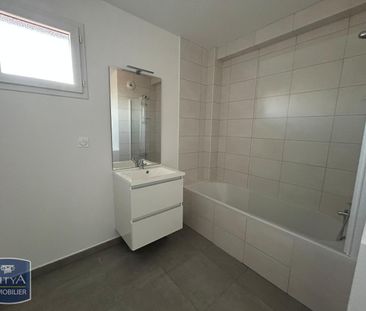 Location Appartement 3 pièces 66m² ANGERS 49000 - Photo 2