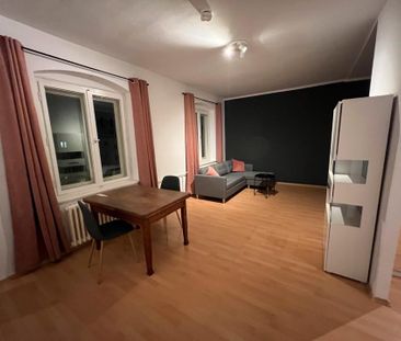 Bezugsfreie 2-Zimmer-Wohnung mit Balkon und Keller - Photo 1