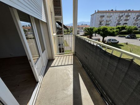 Location Appartement 3 pièces 58m² ROMANS SUR ISERE 26100 - Photo 4