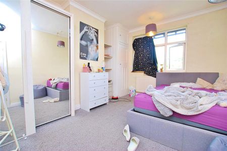 3 bedroom detached house to rent - Photo 5