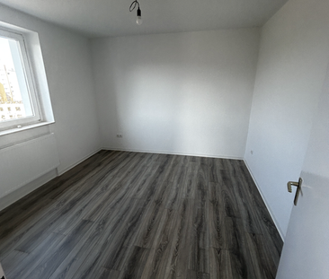 3-Zimmer-Wohnung mit Balkon in Braunschweig-Weststadt mieten - Photo 1
