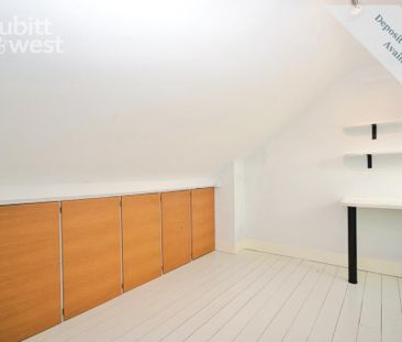 3 bedroom terraced house to rent - Photo 2