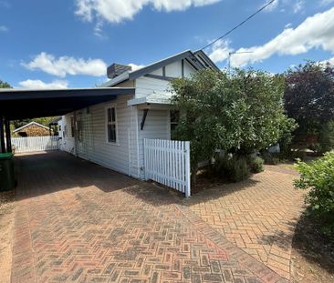 Family-Friendly Home for Rent in Dubbo - Photo 2