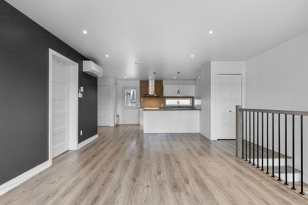 Nouveauté sur le marché Appartement à louer - Laval (Chomedey) (Carrefour Saint-Martin) - Photo 5