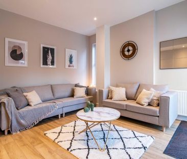 1 bedroom in a house share to rent - Photo 3