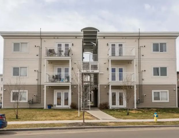 Oxford Apartments | 16504 130 St NW, Edmonton - Photo 1