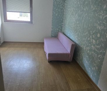 Pronájem bytu 6+1 • 140 m² bez realitky, Bádensko-Württembersko - Fotografie 1