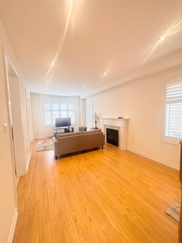 For Lease - 12 Hua Du Avenue, Markham, Ontario - Photo 3