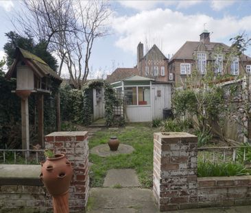 Wedgwood House – Room 3 - Photo 4