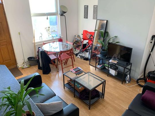 4 bedroom house to rent - Photo 1