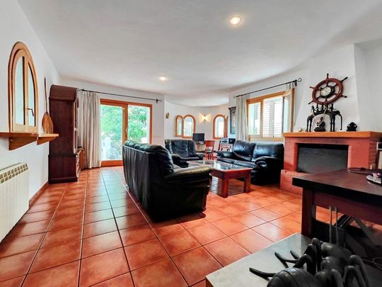 4 bedroom luxury Villa for rent in Ibiza, Balearic Islands - Photo 1