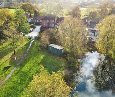 2 bedroom maisonette to rent - Photo 4