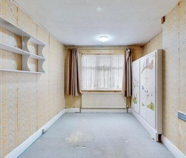 3 bedroom semi-detached house to rent - Photo 6