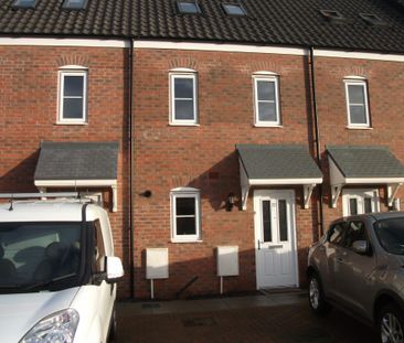 Marler Close, Great Yarmouth, Bradwell - Photo 6