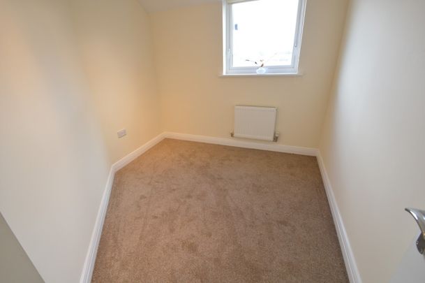 2 bedroom Apartment - BERWICK PLACE, WELWYN GARDEN CITY. - Photo 1