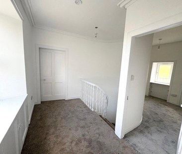 4 bedroom detached house to rent - Photo 2