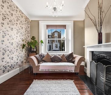 3 bedroom terraced house to rent - Photo 3