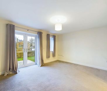 2 bedroom semi-detached house to rent - Photo 2