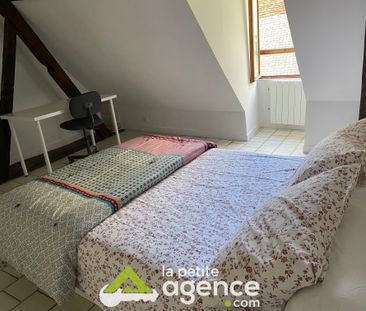 Appartement MEUBLÉ, hypercentre en duplex de 63.70 m² - Photo 2