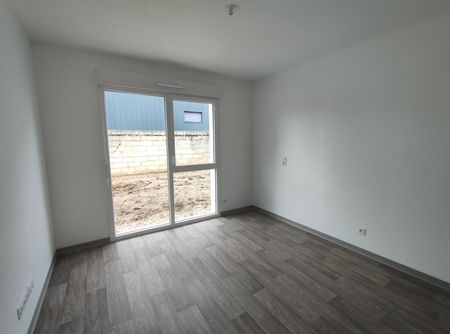 Location Appartement 1 pièce 18m² FRANQUEVILLE ST PIERRE 76520 - Photo 5