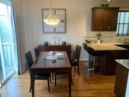 Perfect Executive Family Home in a Great Neighborhood in Airdrie - Available November 1 - Photo 5