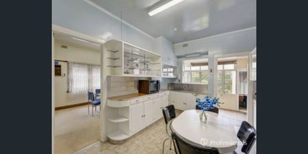 84 Yerrin Street, Balwyn VIC 3103 - Photo 3