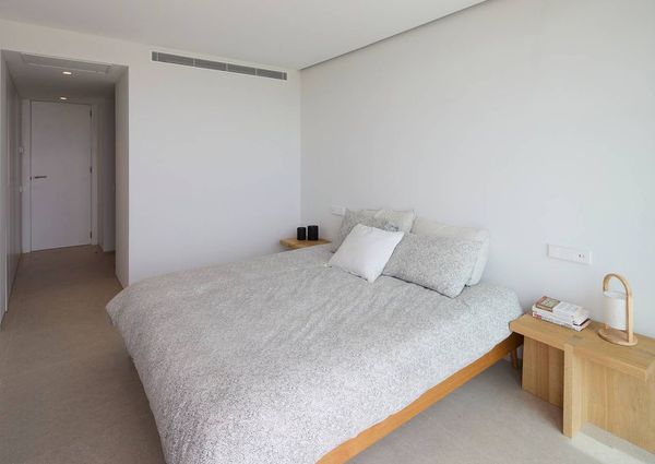 Luxury Detached House for rent in Santa Eulària des Riu, Spain