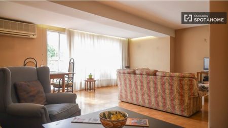 madrid, Community of Madrid 28015 - Foto 4