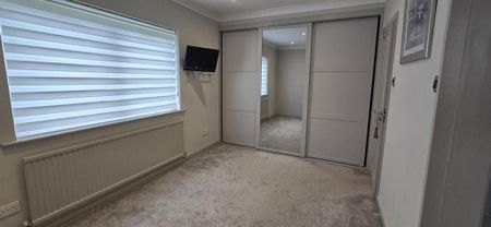 3 bedroom bungalow to rent - Photo 2