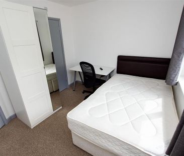 6 bedroom house to rent - Photo 4