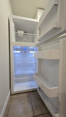 For Lease - 3661 Lakeshore Boulevard Unit# Lower #3, Toronto, Ontario - Photo 5