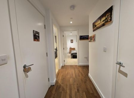 Terry Spinks Place, London - Photo 3